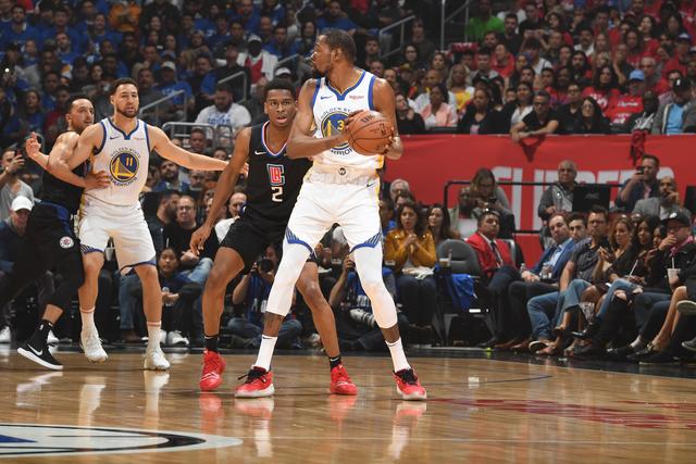 亚历山大35+8+9努尔基奇31篮板 雷霆力克太阳